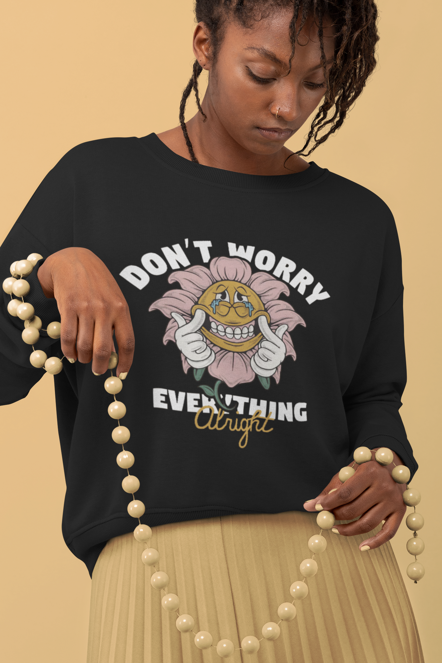 Retro Blossom Comfort: Unisex Sweatshirt with 'Don't Worry Everything's Alright' Design